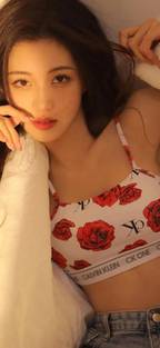 福尔摩斯小姐